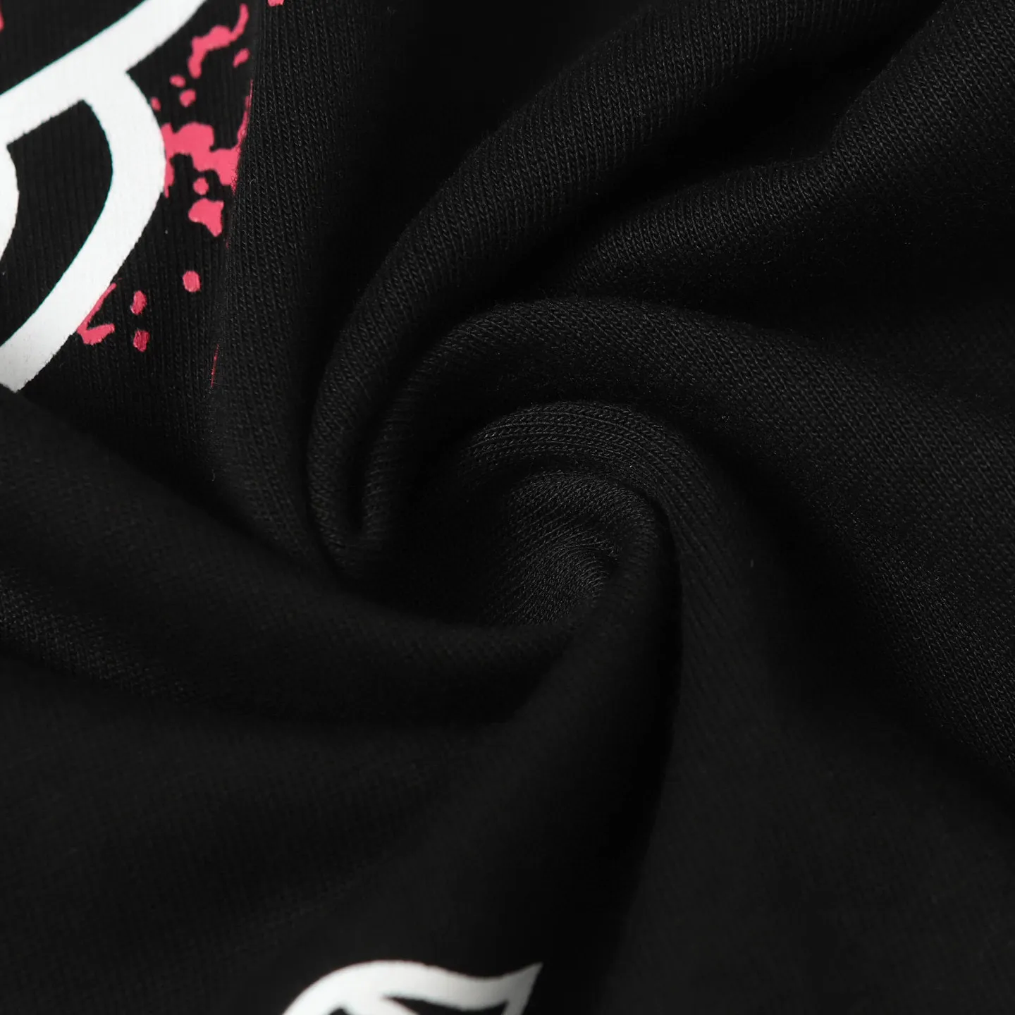 🅿️170 CHROME HEARTS/Chrome Heart CH spray-printed short-sleeved T-shirt The fabric is made of 280g heavy combed cotton, customized with 32 count 1*1 threads, and washed twice for ready-to-wear. The fabric is comfortable and skin-friendly without any strange feeling. Custom-dyed fabric, with high textile density, good drape, and not easy to deform. The thick texture and tight spinning process will not affect the breathability of the fabric. The color saturation is very high. Imported digital direct-injection printing technology. A versatile and good-looking short-sleeve. The loose version covers the flesh and makes you look slimmer. It is the same style for men and women. It has three complete standards. Color: Black-White Size: XS-L